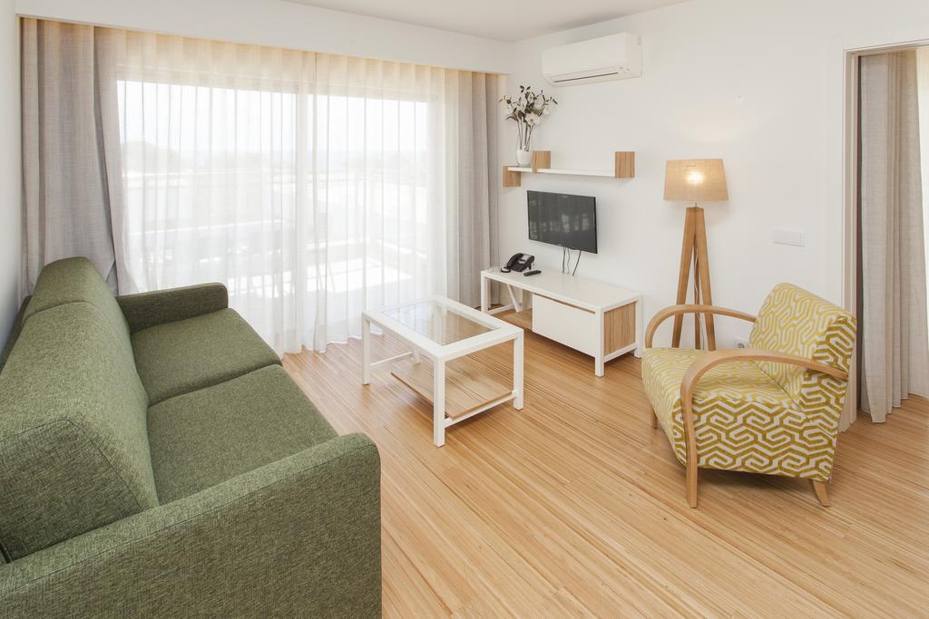אלבופיירה Alfagar Aparthotel מראה חיצוני תמונה