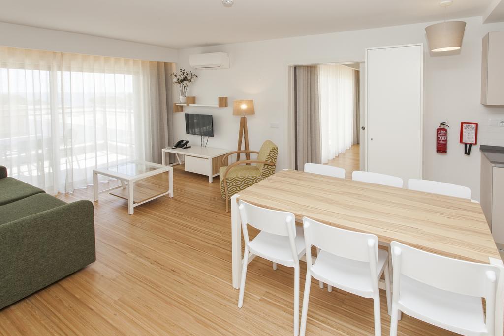 אלבופיירה Alfagar Aparthotel מראה חיצוני תמונה